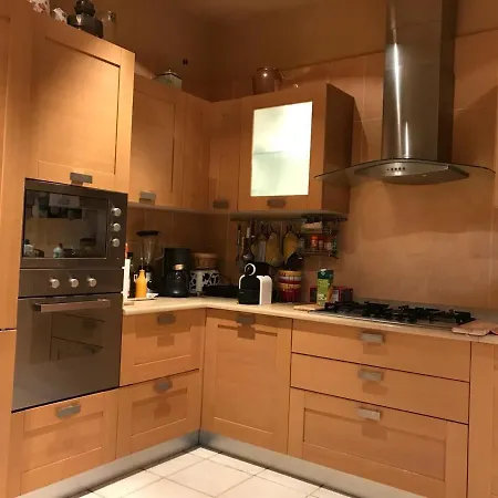 לינה וארוחת בוקר Gaby-chambres 4*